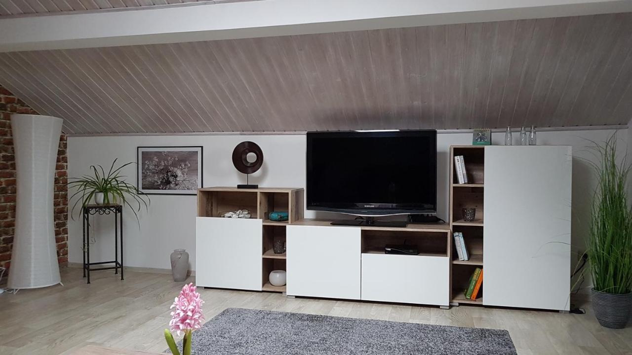 Kleine Gemuetliche Mansardenwohnung Im Suedosten Muenchens Assling Zewnętrze zdjęcie